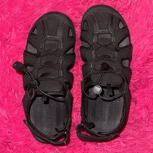 Black women’s water shoes